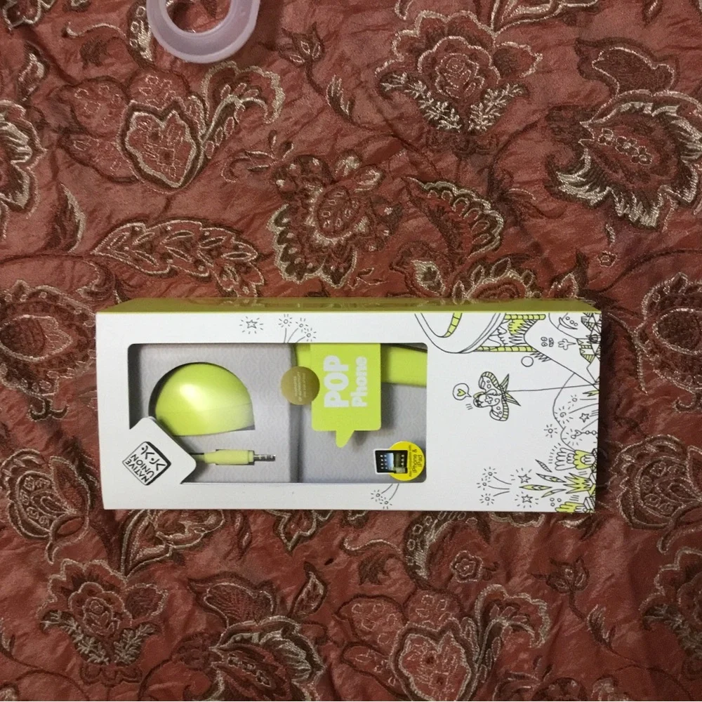 3X HOST PICK- POP YELLOW PHONE TO CONNECT YOUR TO YOUR CELL OR IPAD/ NWOT - Picture 3 of 5